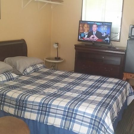 A1 Value Inn Hernando Room photo
